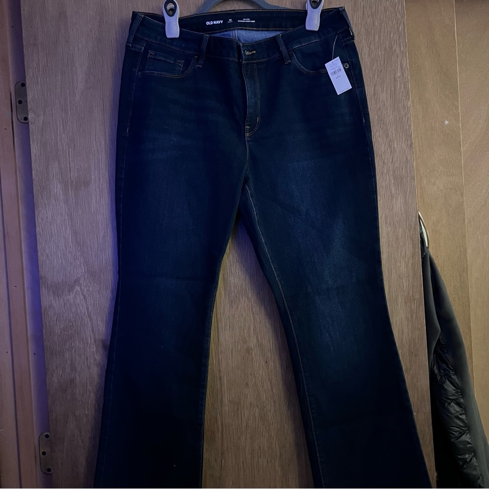 New jeans mid ride kicker boot cut